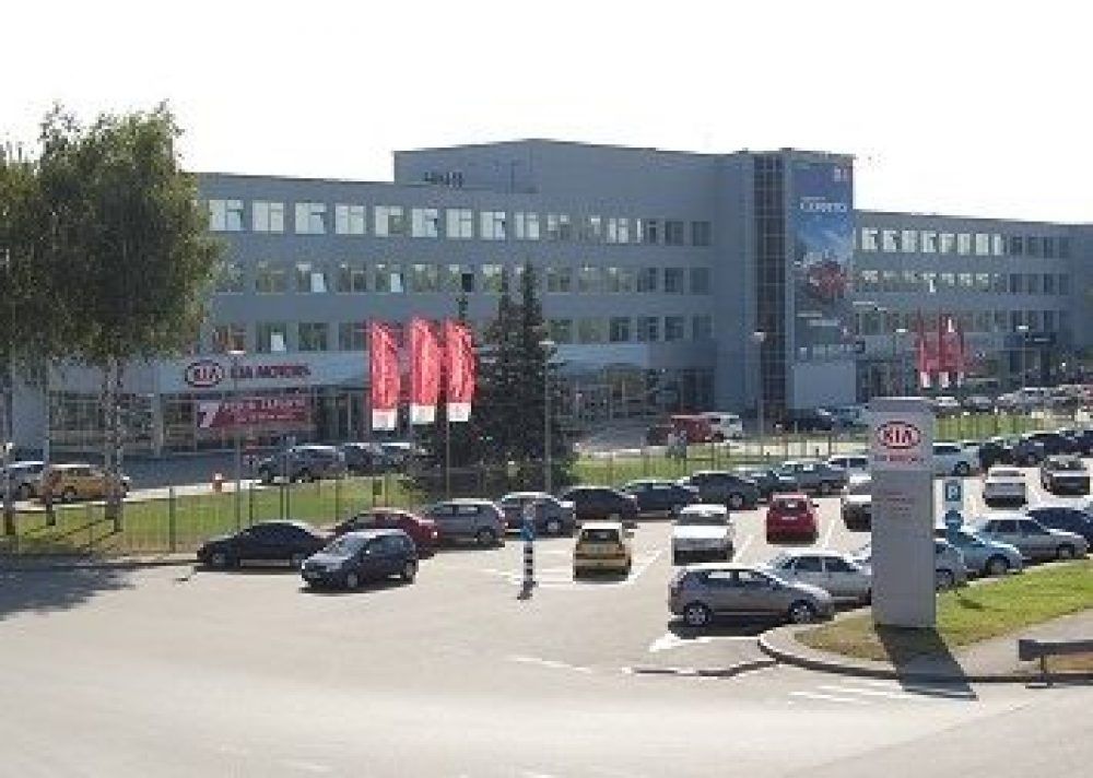 Автоцентр на Столичном